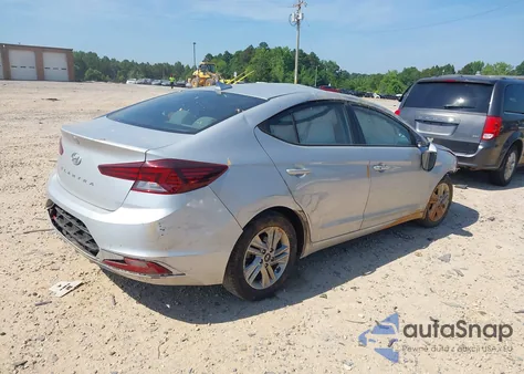 2019 Hyundai Elantra Value Edition z USA, uszkodzony, nr VIN 5NPD84LF0KH497395